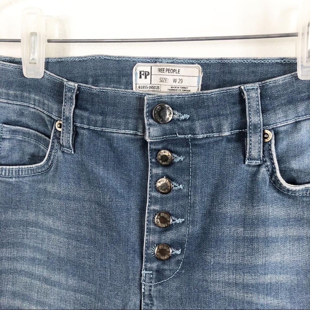 Free People Reagan Raw Hem Exposed Fly Skinny Jeans - Picture 4 of 10